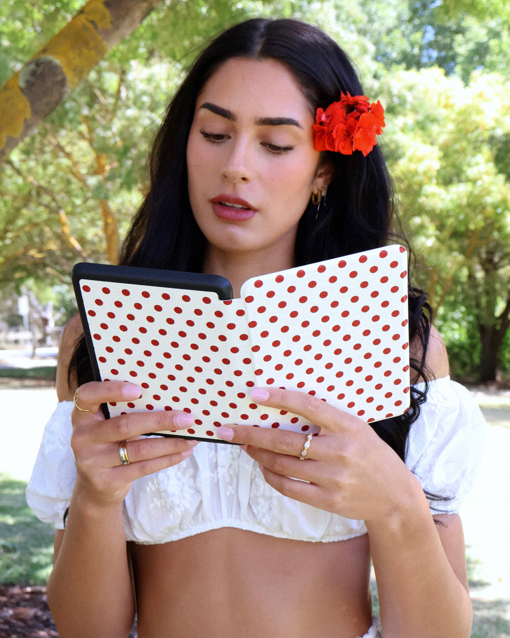 Red & White Polka Dot Kindle Case