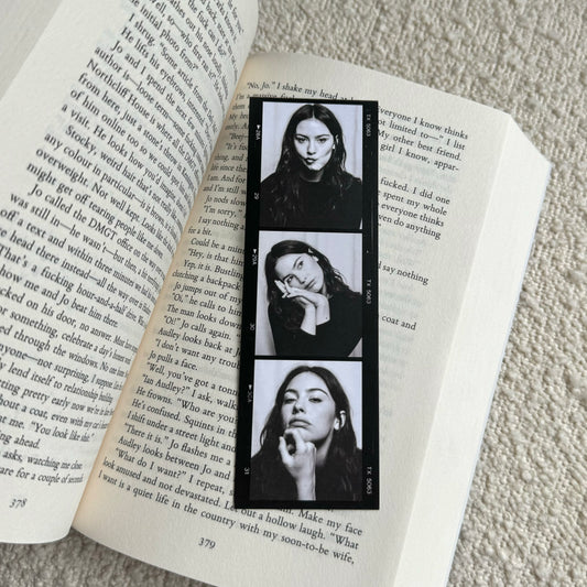 Gracie Bookmark