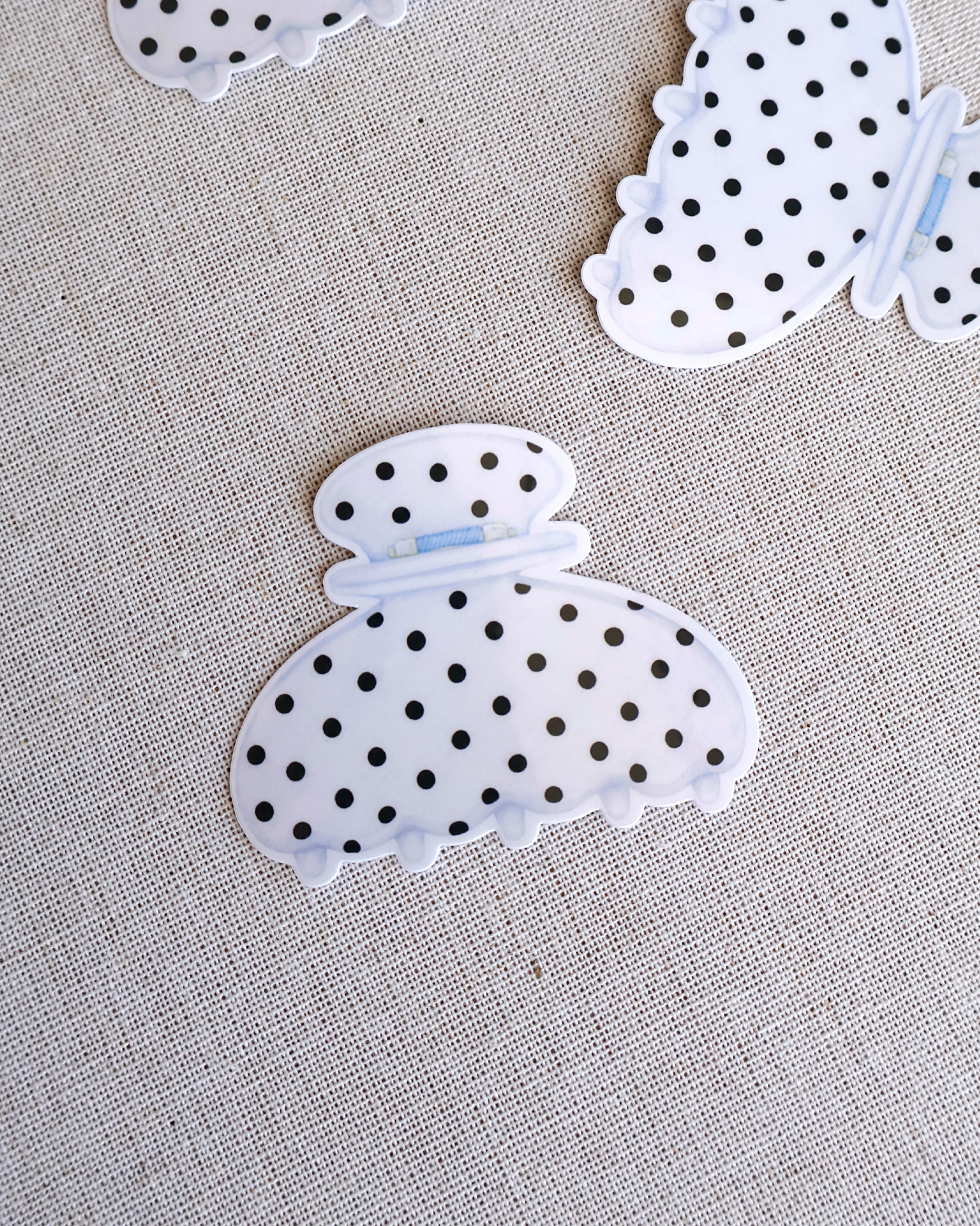 White & Black Polka Dot Claw Clip Sticker