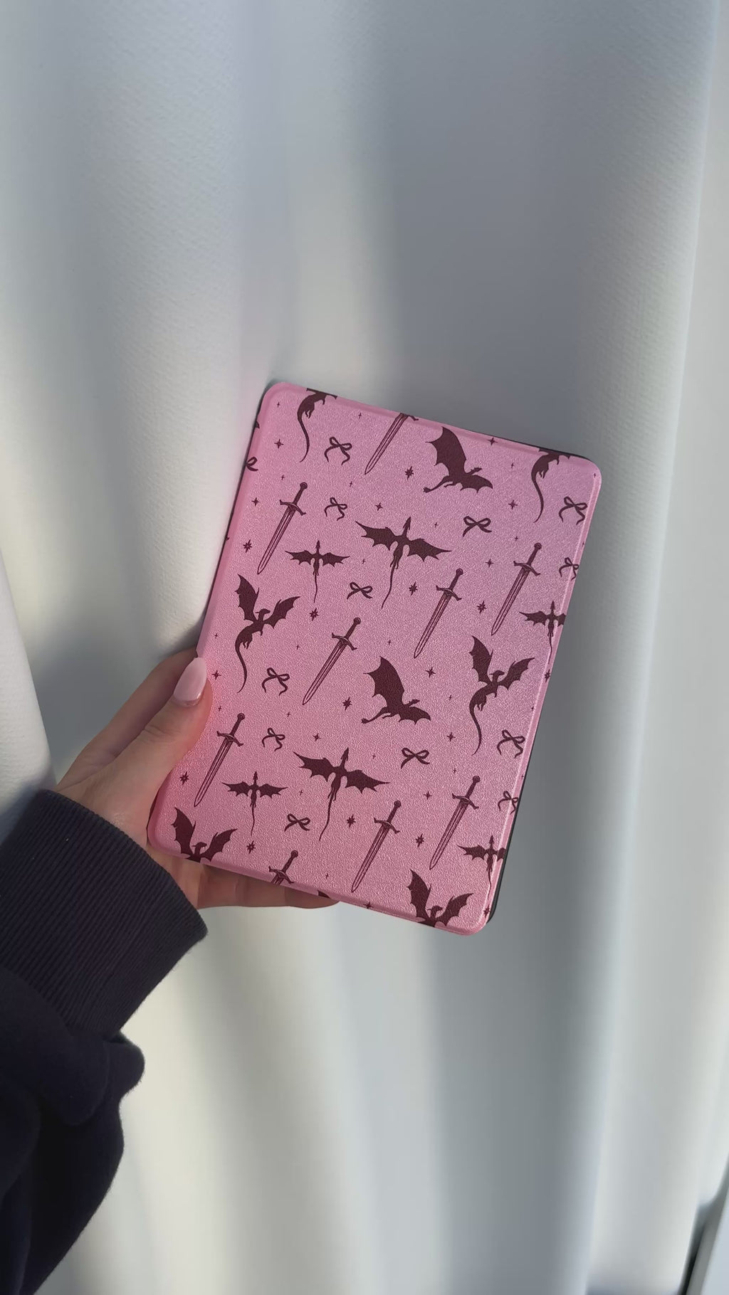 Dragon, Bows & Swords Kindle Case